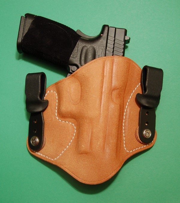 "Tuckable" holster from Tucker Gun Leather