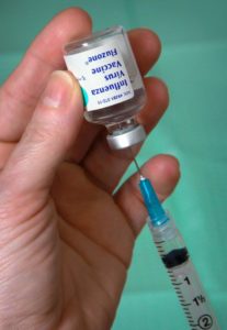 fluzone_vaccine_extracting